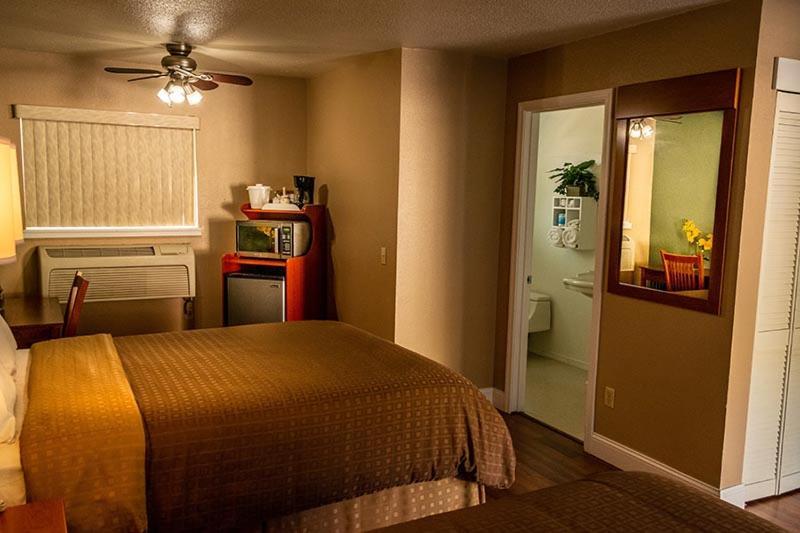 Maple Leaf Motel Shady Cove Exteriér fotografie